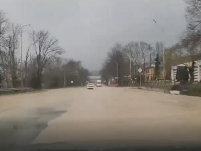 Переливы образовались на трассе «Джубга-Сочи» в Туапсинском районе, движение не затруднено