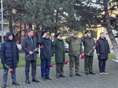 В Туапсе прошёл митинг, посвящённый памятной дате ввода советских войск в Афганистан