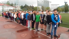 В Туапсе прошла легкоатлетическая эстафета среди школьников