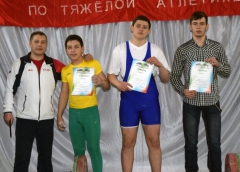 В столице Туапсинского района прошло первенство муниципалитета по тяжелой атлетике