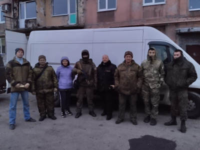 Казаки из поселка Новомихайловского отвезли в Мариуполь гуманитарный груз