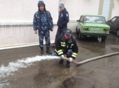 В Туапсинском районе продолжается откачка воды и ила из затопленных домов