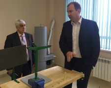 Анатолий Русин побывал с инспекцией в новом образовательном центре в селе Тенгинке
