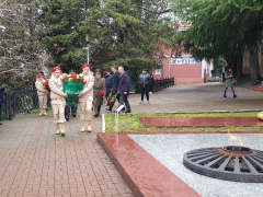В Туапсинском районе в честь Дня защитника Отечества проходят концерты, выставки, возлагают цветы к мемориалам погибшим солдатам