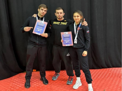 Две золотые медали завоевали спортсмены Туапсинского района на чемпионате ЮФО и СКФО по тайскому боксу