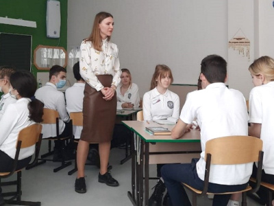 Педагог из Туапсе вошла в пятерку сильнейших лауреатов на региональном этапе Всероссийского конкурса «Учитель года»