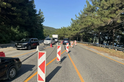 В Ольгинке начался второй этап строительства пешеходного перехода через федеральную трассу А-147 Джубга – Сочи