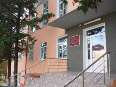 В Туапсе ремонтируют детскую художественную школу и школу искусств