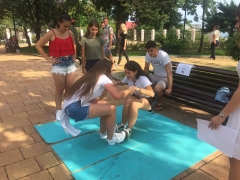 В Туапсинском городском парке культуры и отдыха прошел молодежный квест "Живи ярко".