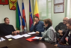 Анатолий Русин провел в селе Шаумяне прием жителей по личным вопросам