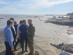 В подтопленных поселениях Туапсинского района побывал первый вице-губернатор Кубани Андрей Алексеенко