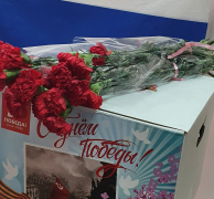 Ветеранов в Туапсинском районе поздравляют с Днем Победы и вручают подарки от главы муниципалитета