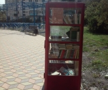 В сквере села Шепси открыли уличную библиотеку