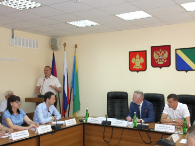 Глава Туапсинского района Виталий Мазнинов досрочно сложил свои полномочия