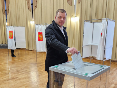 Глава Туапсинского района Сергей Бойко проголосовал в первый день выборов президента Российской Федерации