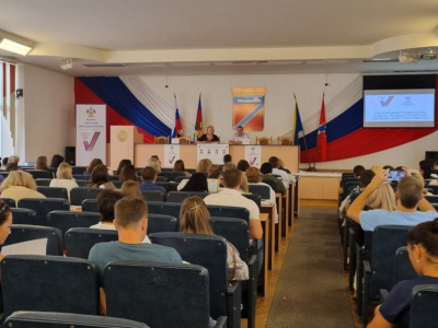            В городе Туапсе Туапсинского муниципального округа  в рамках подготовки к выборам Губернатора Краснодарского края 10 сентября состоялся очередной семинар-совещание, организованный территориальной избирательной комиссией Туапсинская городская