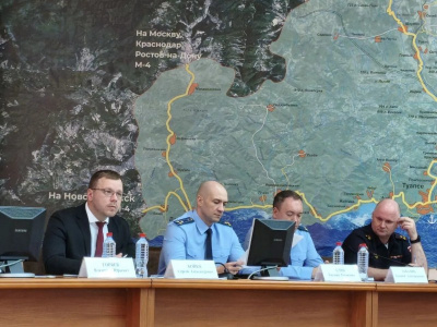В Туапсинском округе обсудили вопросы безопасности