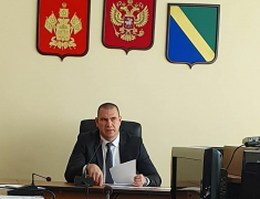 Глава Туапсинского района Виталий Мазнинов провел заседание оперативного штаба по предупреждению распространения коронавирусной инфекции на территории района.