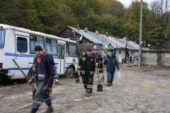 В Туапсинском районе расчищают дороги