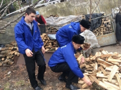 В Туапсинском районе проходит молодежная акция «Согреем сердца ветеранов»